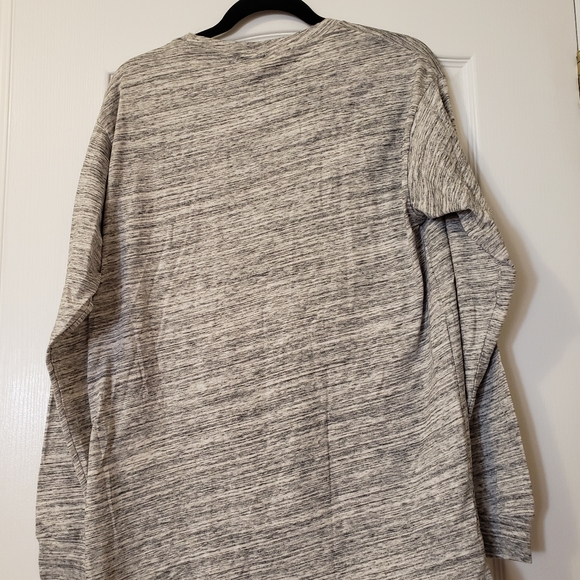 Grey long sleeve PINK brand top with black mesh detail in the middle - Picture 5 of 5
